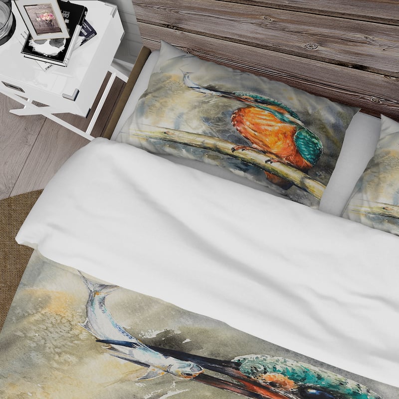 Designart 'Common Kingfisher Eating A Small Fish' Traditional Duvet Cover Set