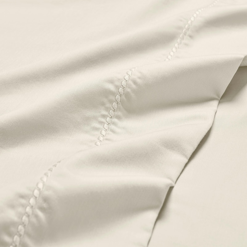 Superior Imperia Cotton Blend Embroidered 600 Thread Count Sheet Set