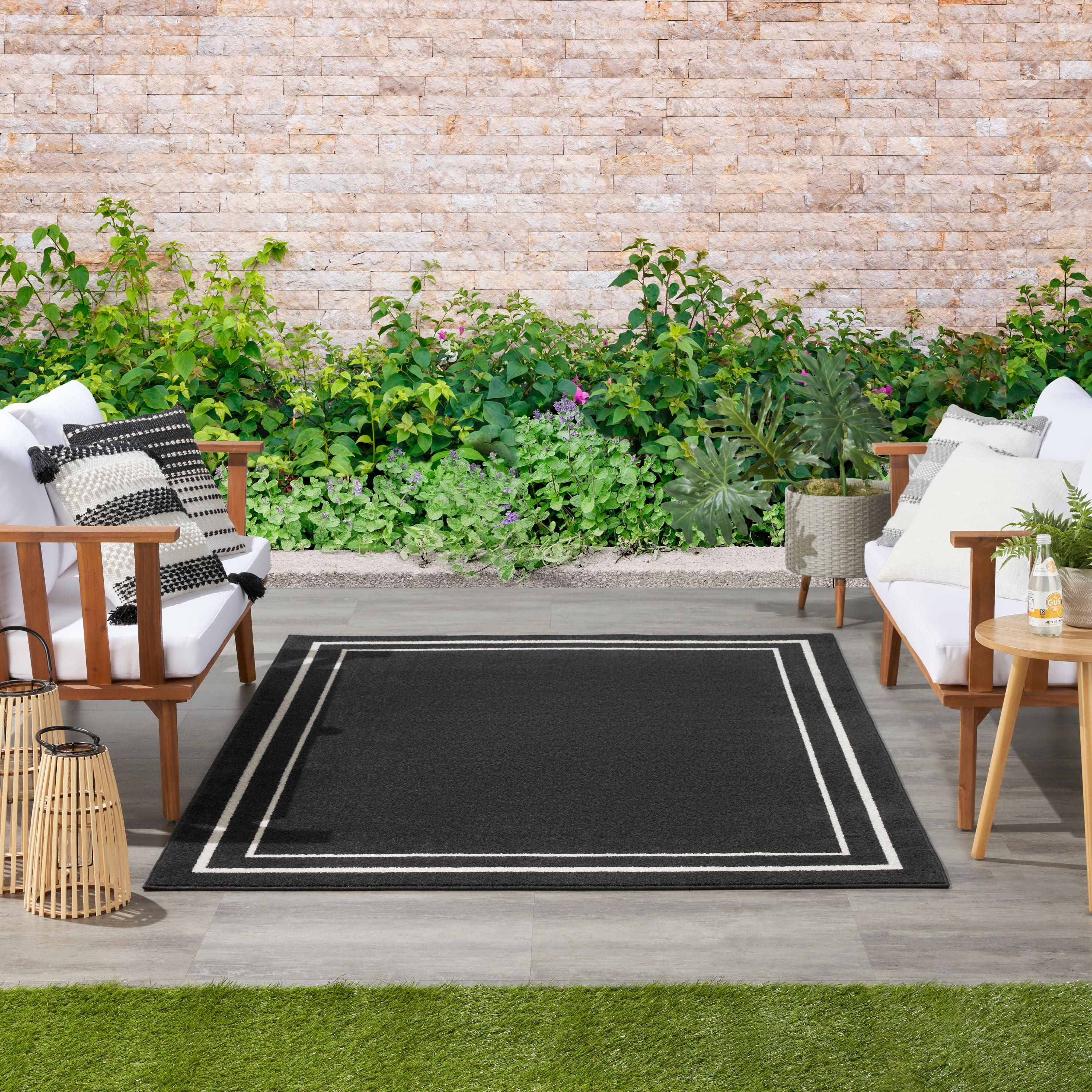 Option Black/Ivory