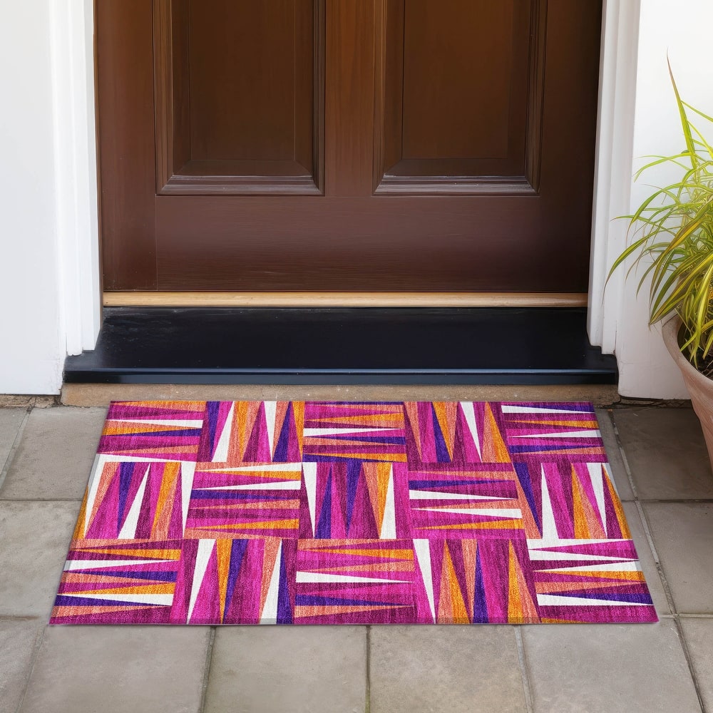 Machine Washable Indoor/ Outdoor Contemporary Mosaic Chantille Rug