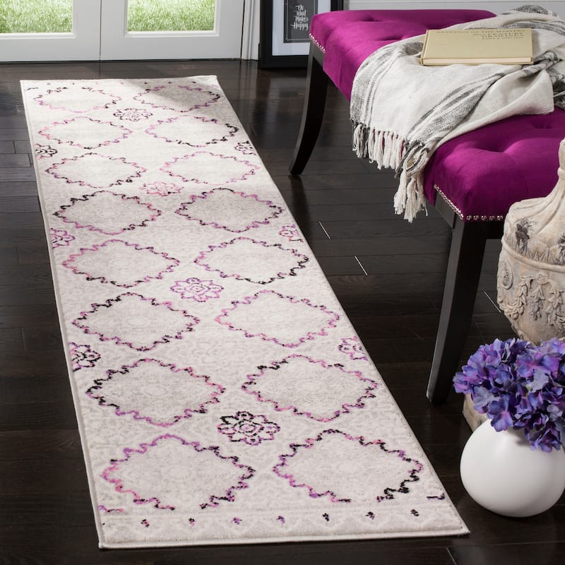 SAFAVIEH Skyler Jaike Modern Rug