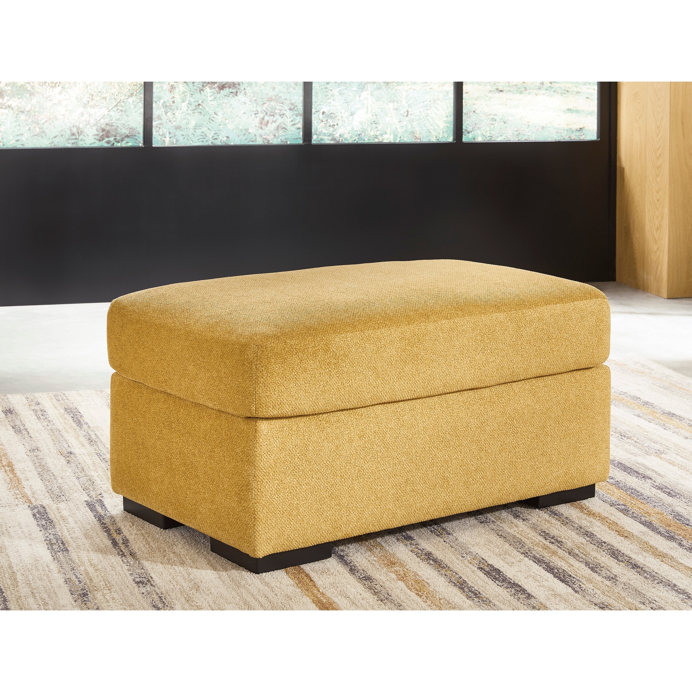 Roundhill Furniture Clareen Upholstered Ottoman