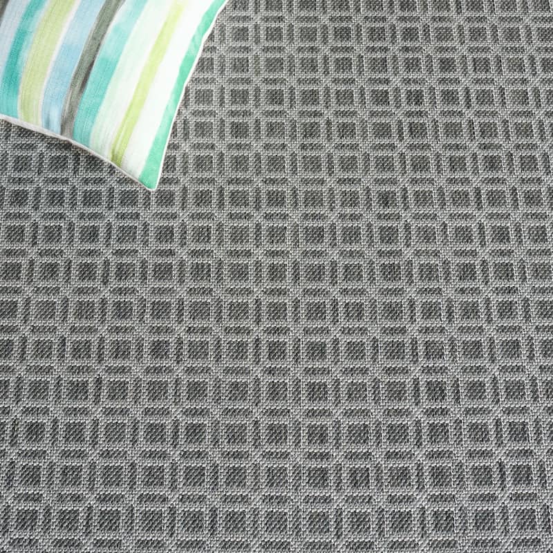 SAFAVIEH Terrace Ganit Indoor/Outdoor Washable Backyard Patio Rug