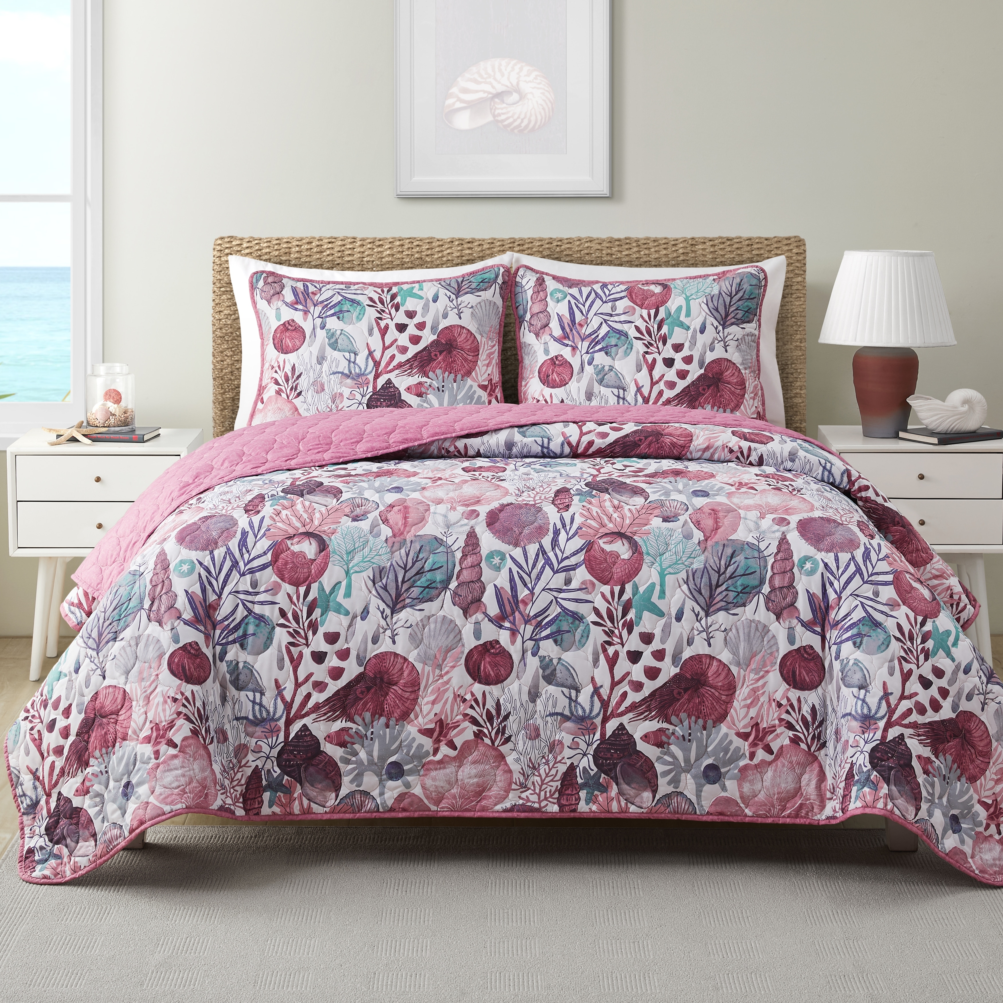 VCNY Home Ivory Coast Disperse Print Reversible Quilt Set Bed