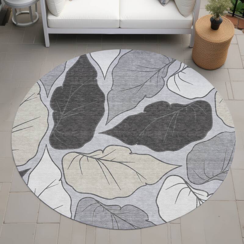 Machine Washable Indoor/ Outdoor Contemporary Floral Chantille Rug - Silver - 8' x 8'