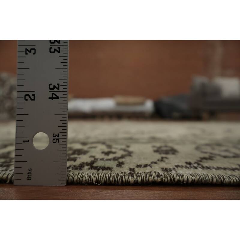 Hand Knotted Oriental 100% Wool Carpet Transitional Floral Beige & Ivories Anatolian Area Rug - 8' 6'' X 5' 1''