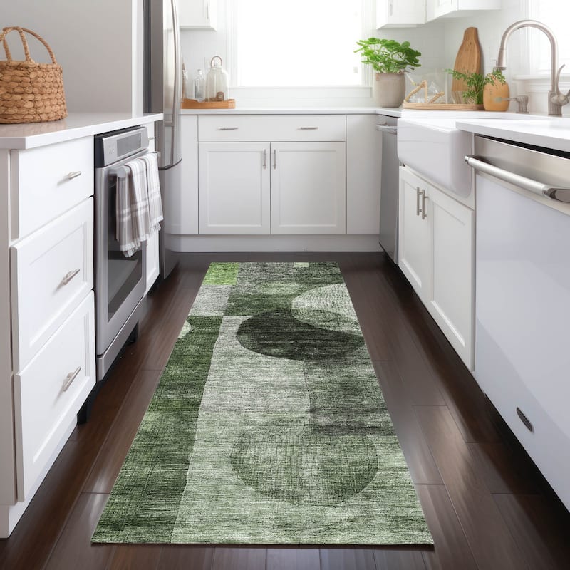 Machine Washable Indoor/ Outdoor Abstract Geo Chantille Rug - Fern - 2'3" x 7'6"