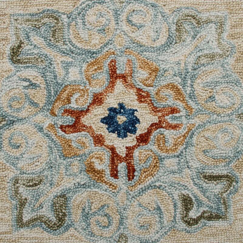 Sevita Beige/Blue Medallion Round Area Rug