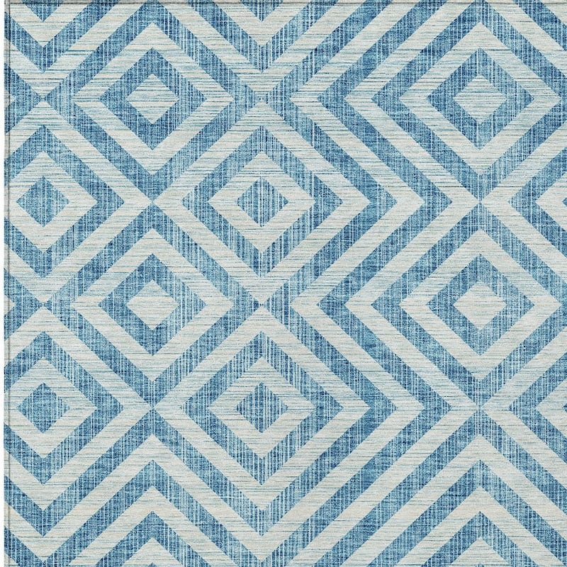 HomeRoots Geometric Transitional Rectangle Outdoor Rug