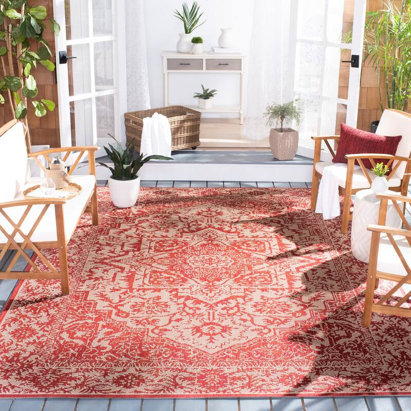 SAFAVIEH Beach House Pouline Indoor/ Outdoor Waterproof Patio Backyard Rug