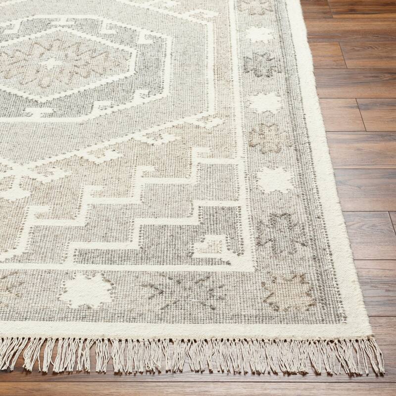Bryant Traditional Area Rug