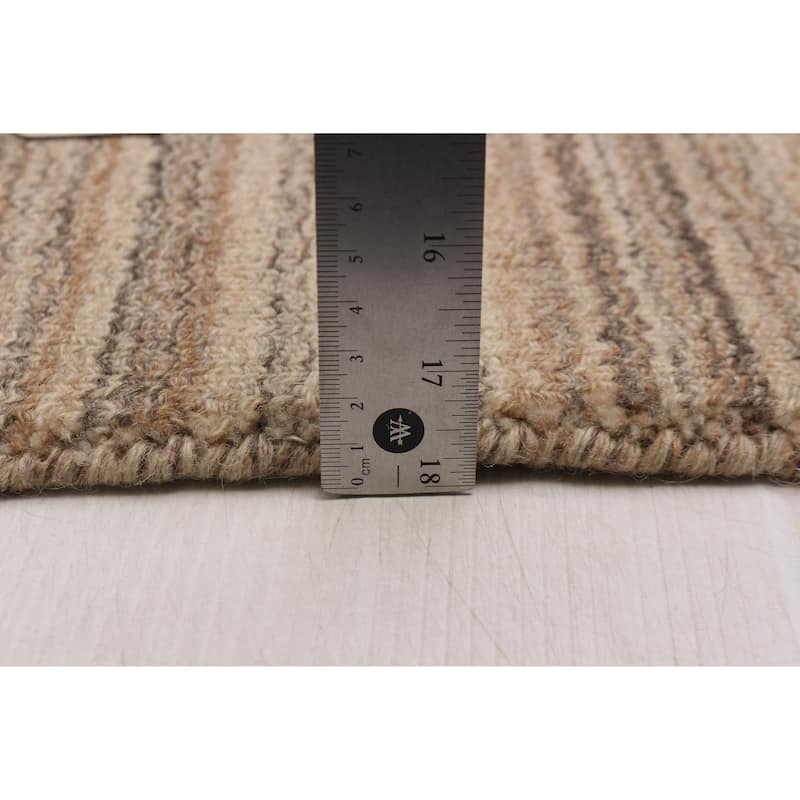 ECARPETGALLERY Hand Loomed Kashkuli Gabbeh Beige Wool Rug - 5'8 x 7'10