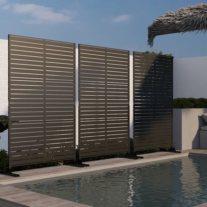 Outdoor Privacy Screen with Stand for Patio Garden Metal Fence