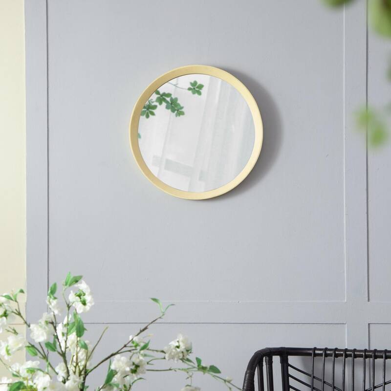 Round wall mirror for living room