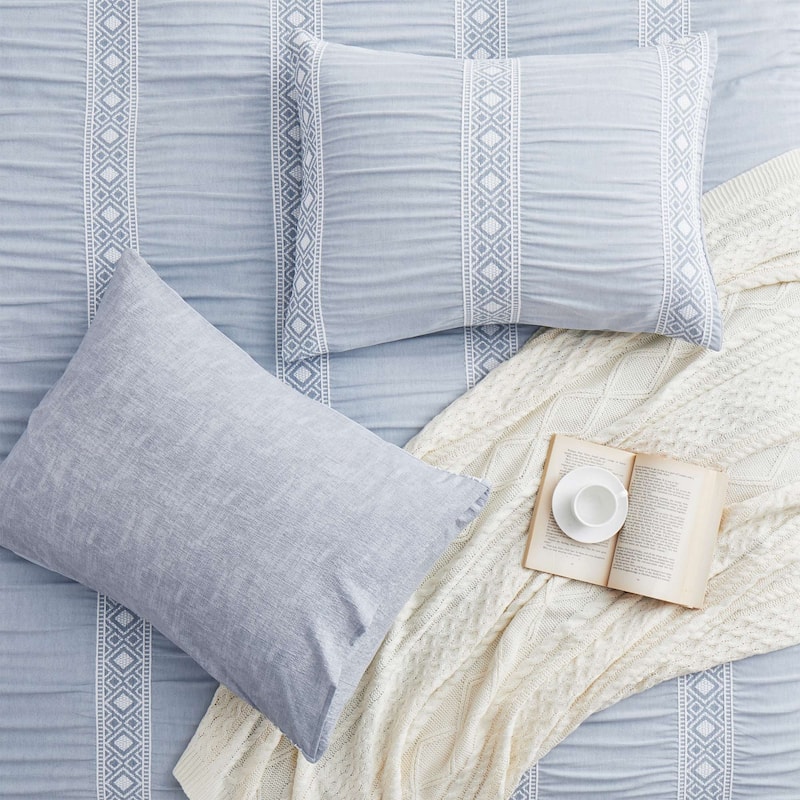 3-Piece Soft Lightweight Geometric Duvet Cover Set, Textured Bedding Set with Pillowcases for All Season