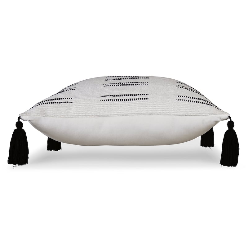 Signature Design by Ashley Mudderly White/Black Pillow (Set of 4)