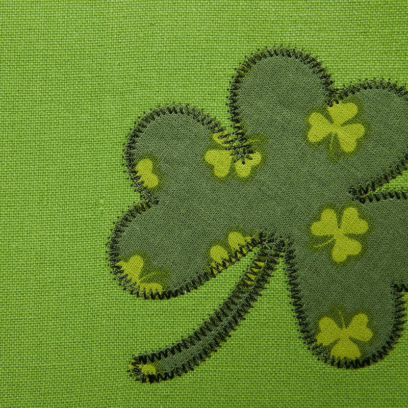 DII St. Patrick's Day Table Runner