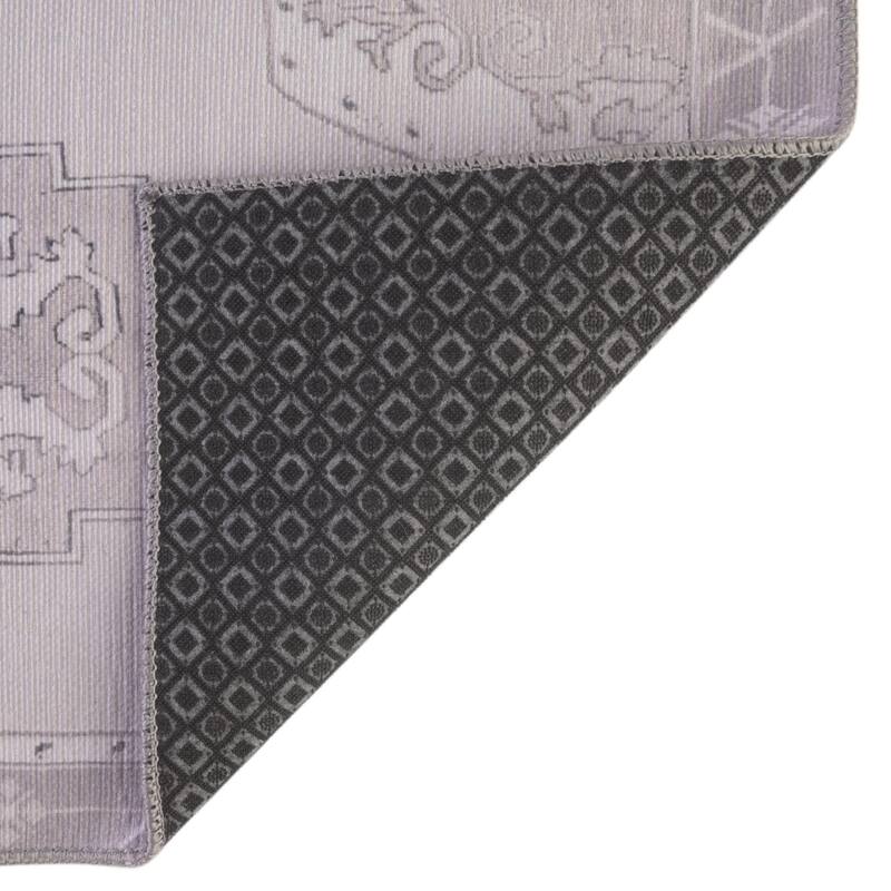 Traditional Rine Collection Area Rug
