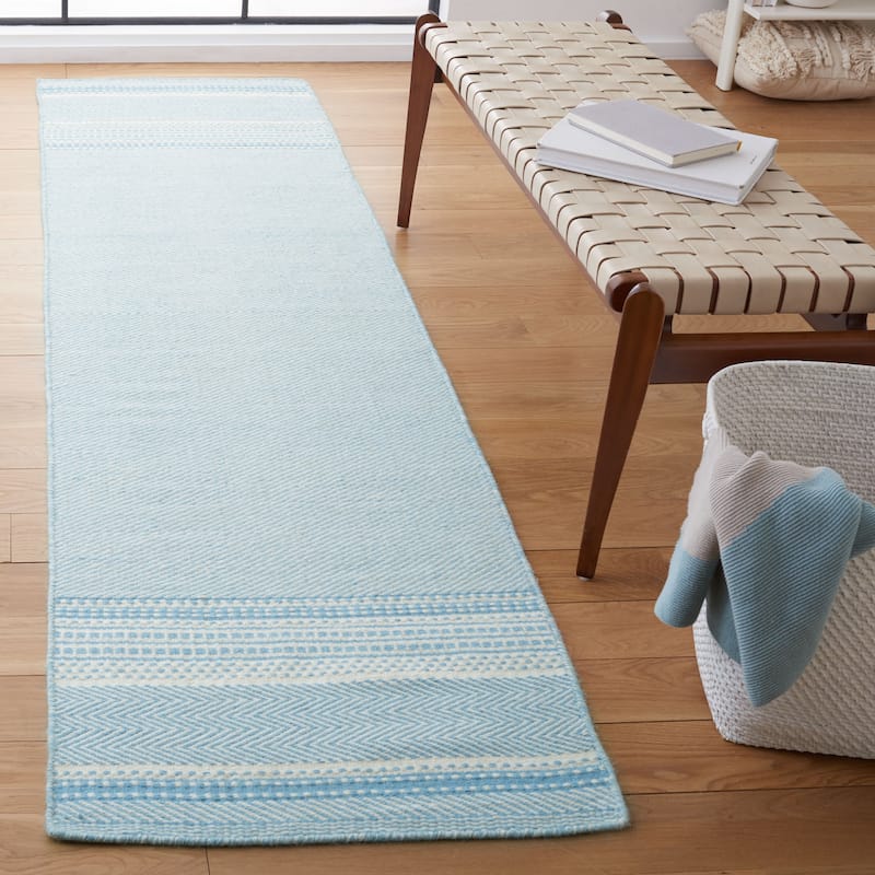 SAFAVIEH Handmade Flatweave Kilim Manrica Wool Rug - 2'3" x 7' Runner - Light Blue/Ivory