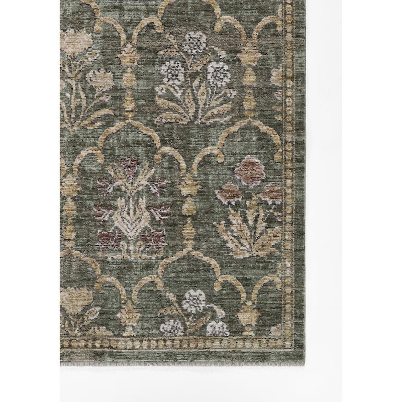 Momeni Wisteria Polyester Traditional Area Rug