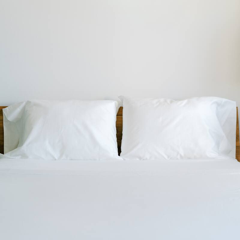 Jennifer Adams 400TC Long-Staple Cotton Sateen 2pc. Pillowcase Set