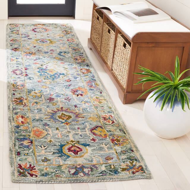SAFAVIEH Handmade Aspen Zeinab Boho Wool Rug - 2'3" x 9' Runner - Grey/Green