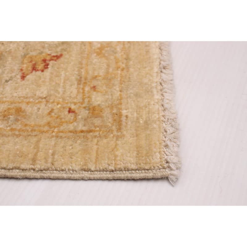 ECARPETGALLERY Hand-knotted Chobi Finest Cream Wool Rug - 5'8 x 7'10