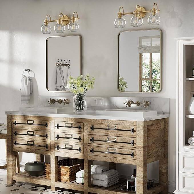 Modern Vanity Light with Clear Glass Globes in 2/3/4 Lights