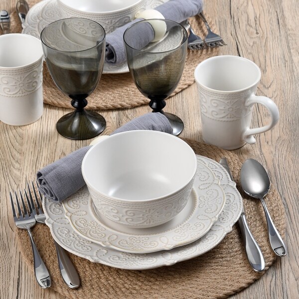 Pfaltzgraff 16 deals piece dinnerware set