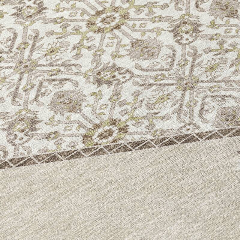 Machine Washable Indoor/ Outdoor Traditional Chantille Rug