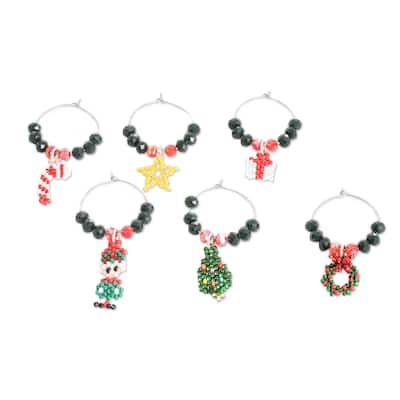 Novica Handmade Refreshing Holidays Beaded Drink Tags (Set Of 6)