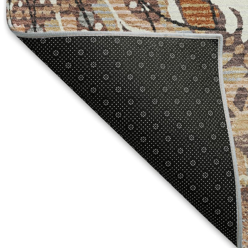 Machine Washable Indoor/ Outdoor Traditional Pinwheel Chantille Rug