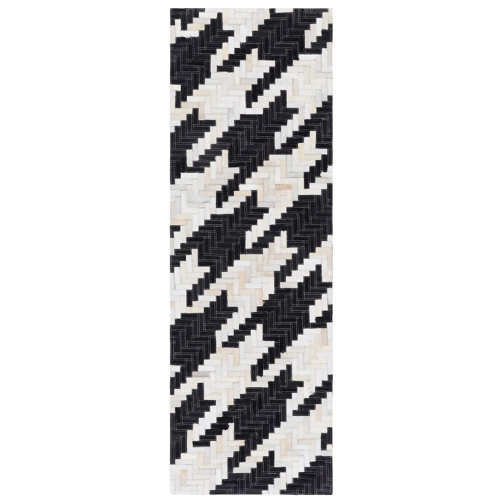 SAFAVIEH Handmade Studio Leather Petrija Contemporary Leather Rug - 2'3" x 7' Runner