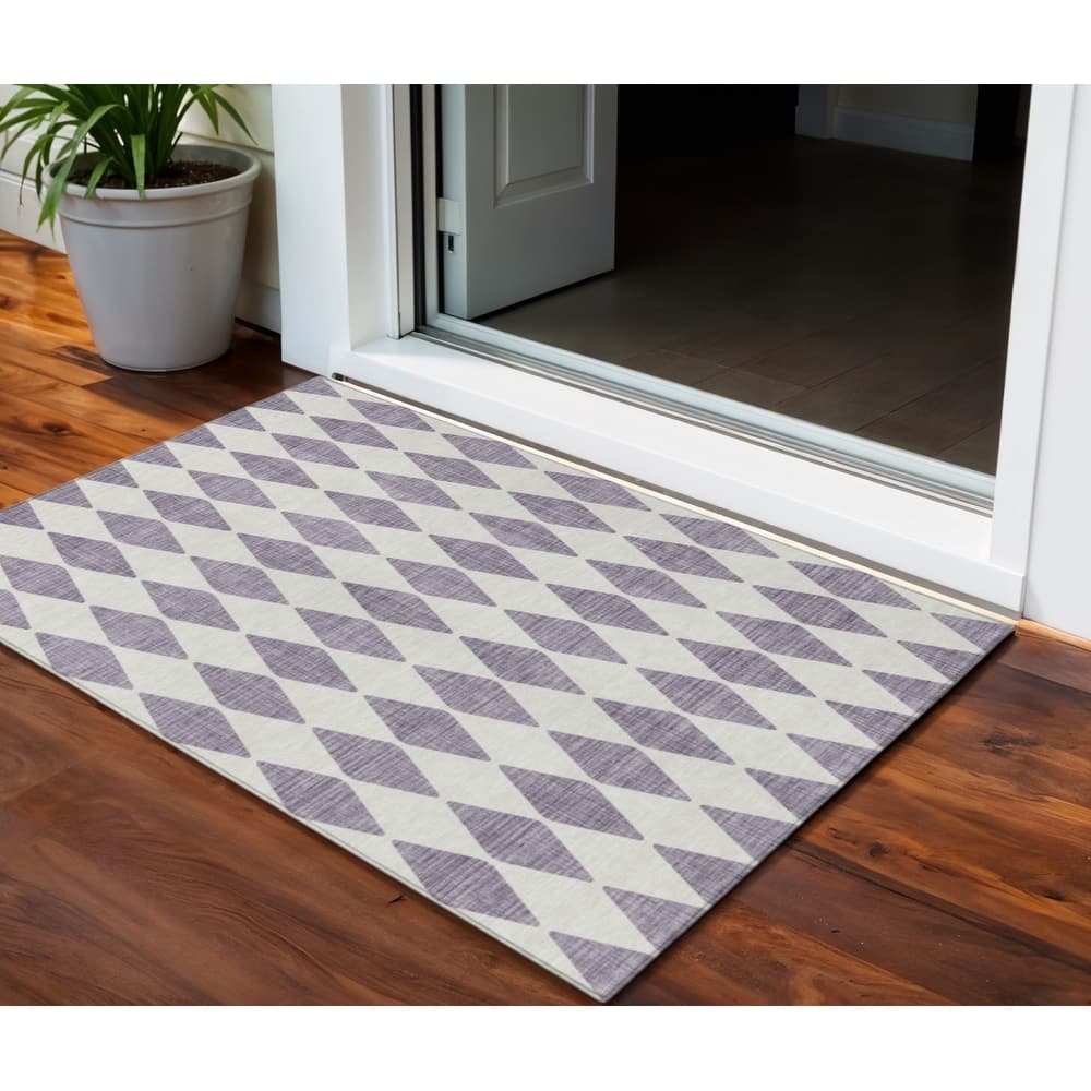 HomeRoots Geometric Transitional Rectangle Outdoor Rug