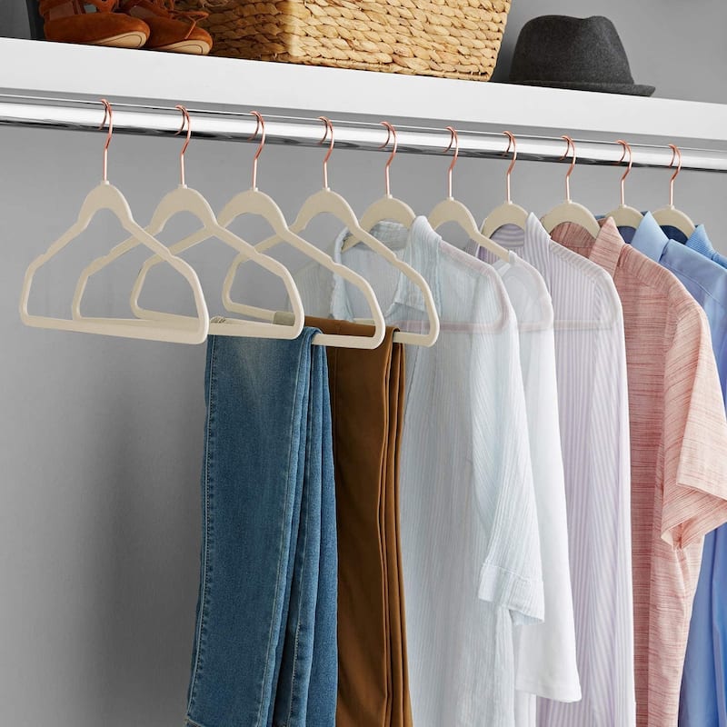 VECELO Mackaylee Velvet Hangers, Non Slip Standard Clothes Hanger Set, Heavy Duty Ivory Hangers(30/50/60/100 Pack)