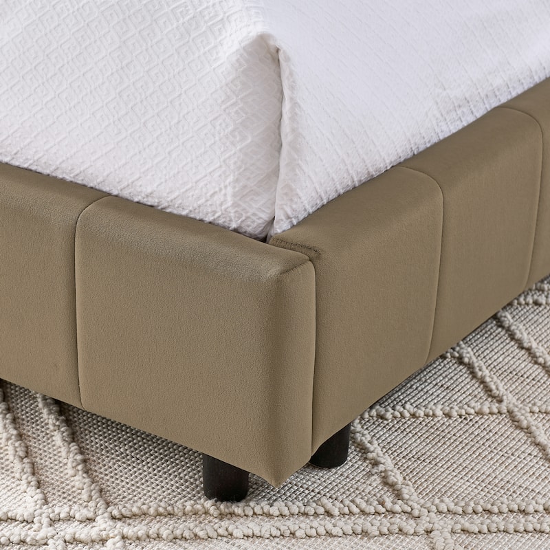 Luxury Sleeper Sofa Bed with Soft Cushion - Ultimate Comfort for Your Home