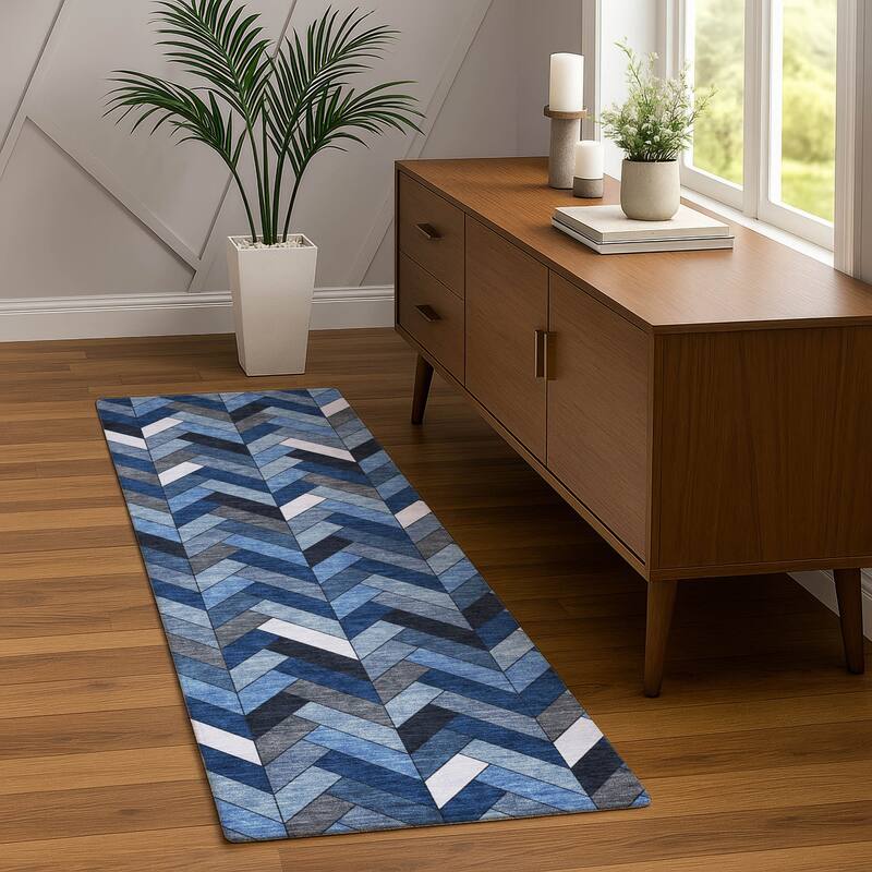 Machine Washable Indoor/ Outdoor Modern Chevron Chantille Rug