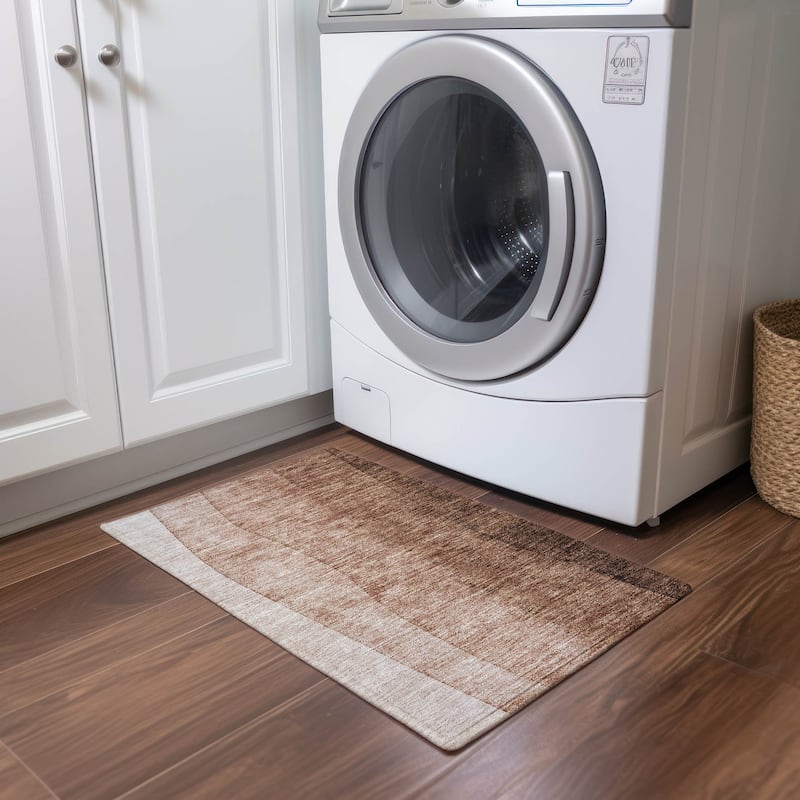 Machine Washable Indoor/ Outdoor Chantille Contemporary Ombre Rug - Brown - 1'8" x 2'6"