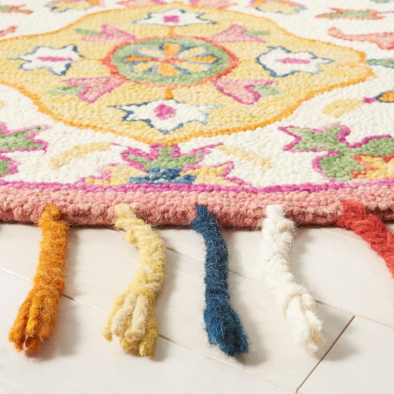 SAFAVIEH Handmade Blossom Amke Modern Floral Wool Rug