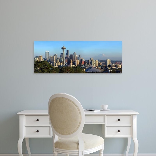 Easy Art Prints Panoramic Image 'Seattle city skyline, Mt. Rainier, Washington' Canvas Art