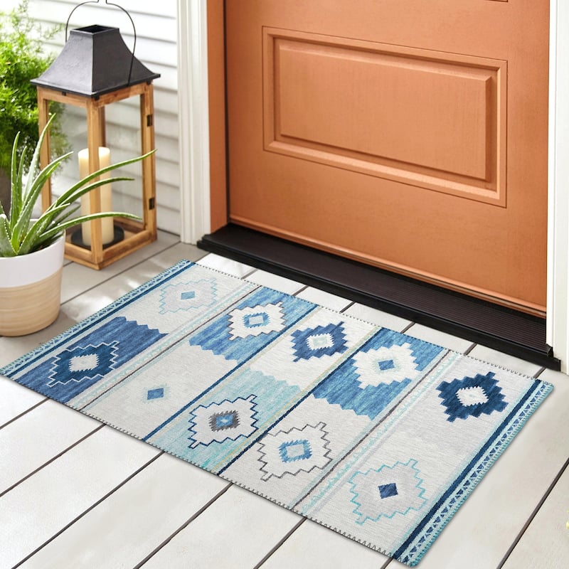 Indoor/ Outdoor Sonora Boho Medallions Washable Rug - 1'8" x 2'6" - Blue