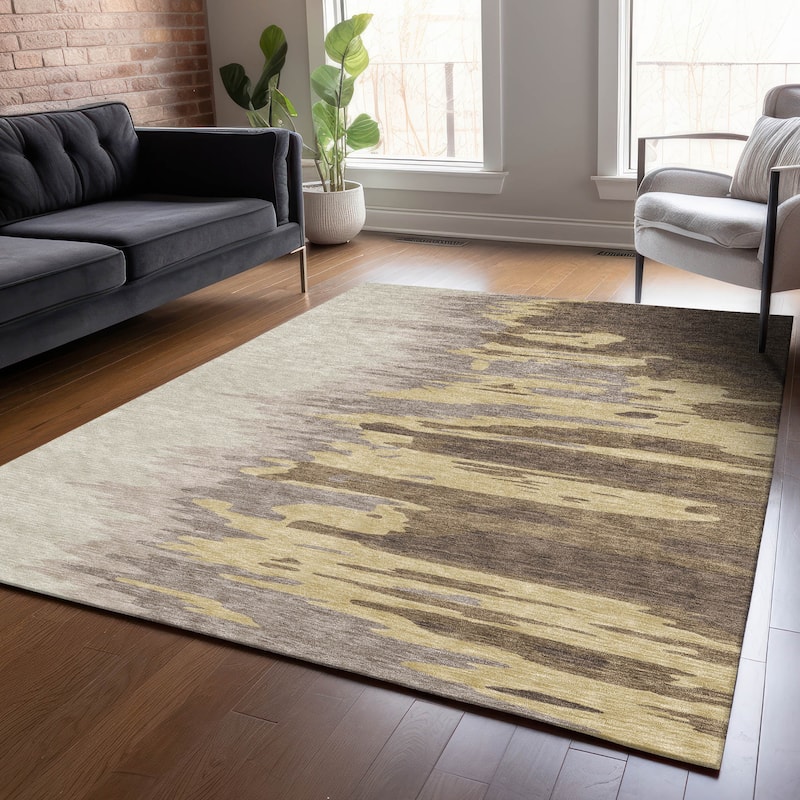 Machine Washable Indoor/ Outdoor Brushstrokes Ombre Chantille Rug - Coffee - 8' x 10'