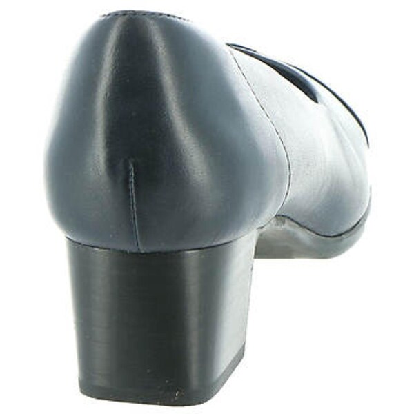 clarks unstructured pumps