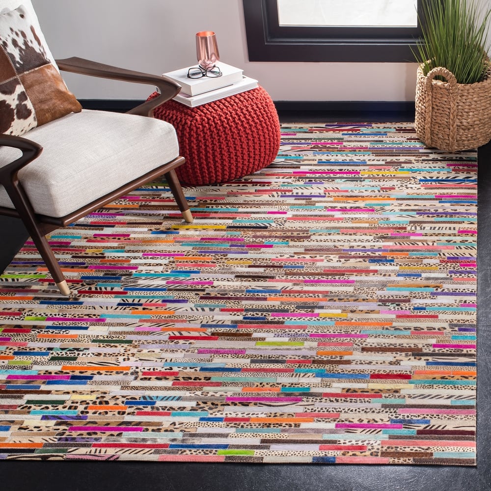 SAFAVIEH Handmade Studio Leather Cherish Natural Hide Leather Rug