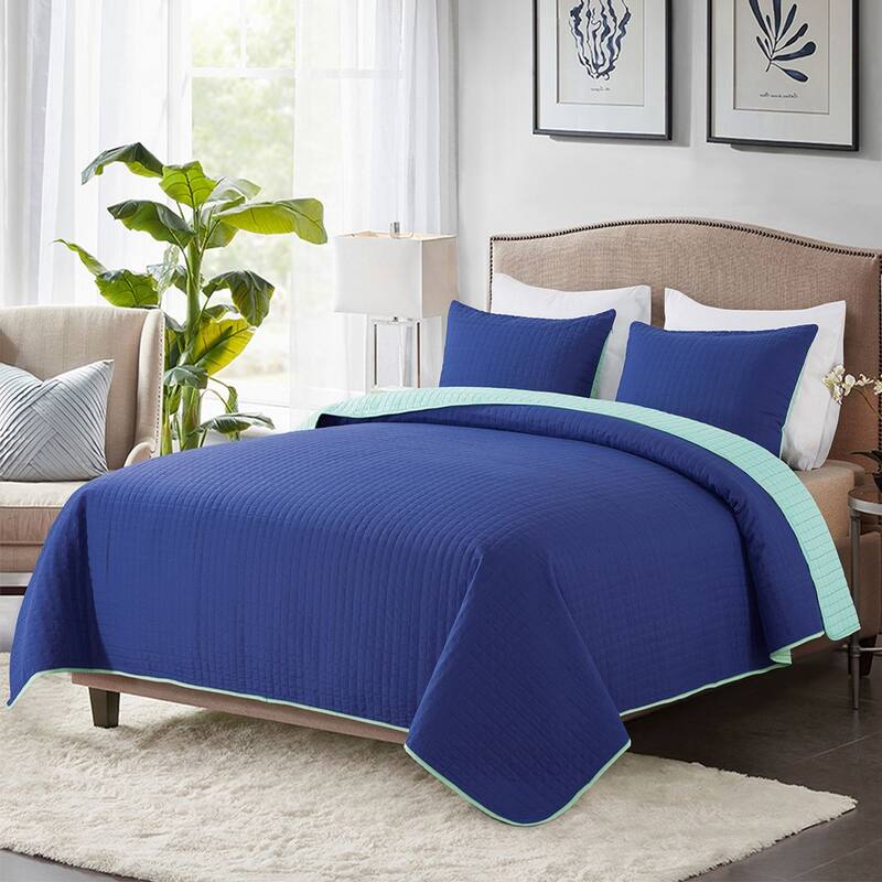 Reversible Luxury Pinsonic Solid Quilt Set Including Shams
