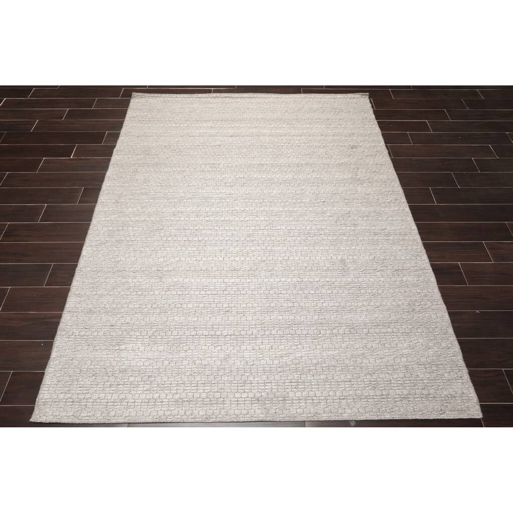 Hand Woven Wool Flatweave Oriental Area Rug (8'x10') - 8' x 10'