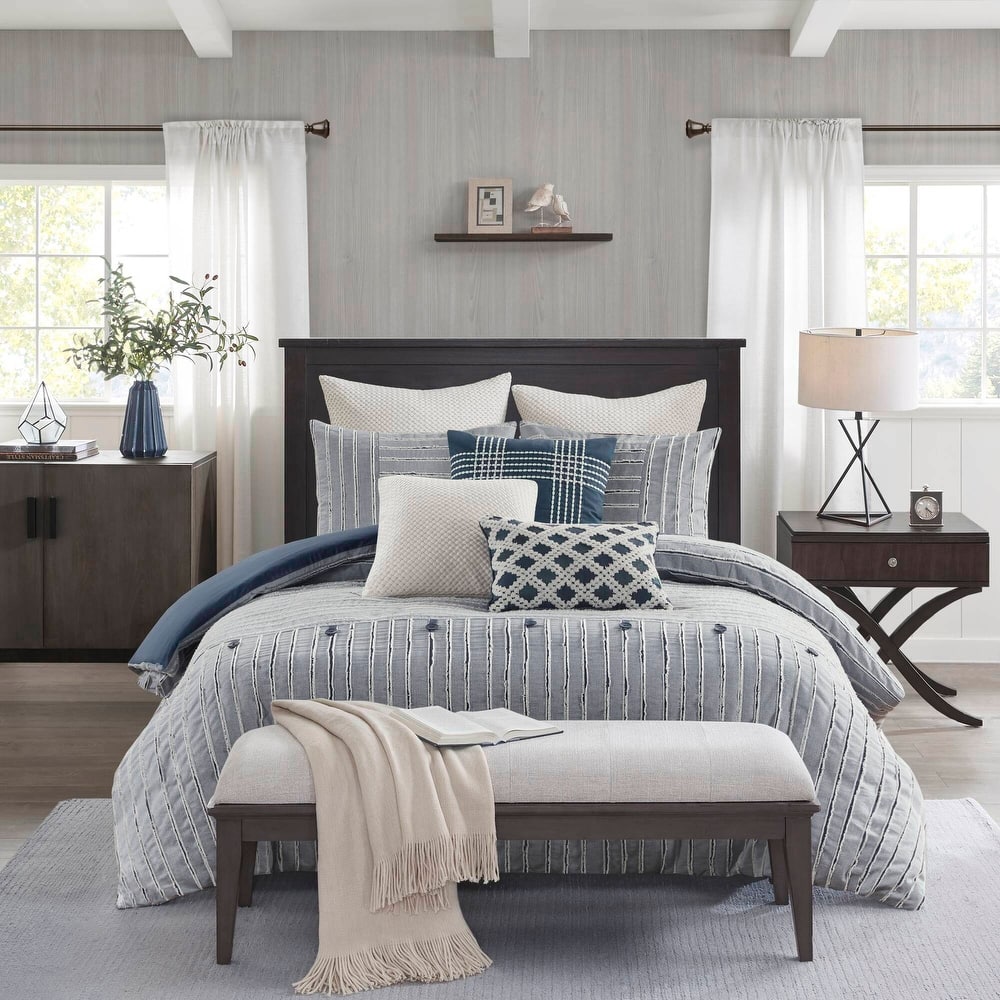 Madison Park Signature Essence Oversized Cotton Clipped Jacquard Comforter Set with Euro Shams and Throw Pillows