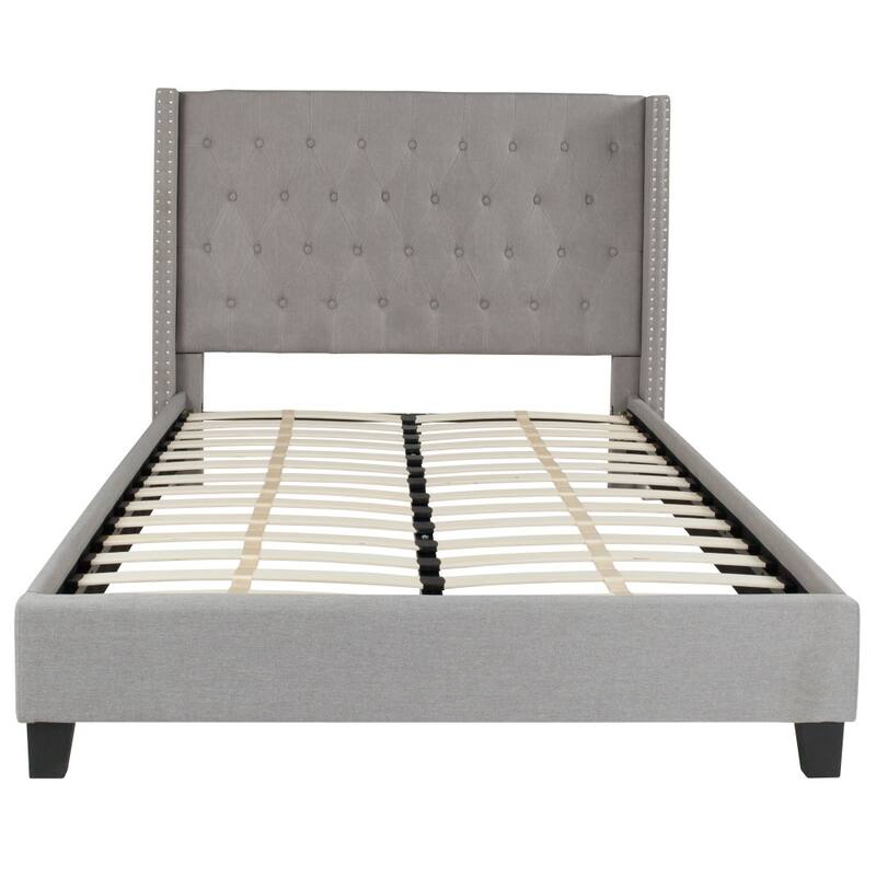 Tufted Upholstered Nailhead Trim Platform Bed