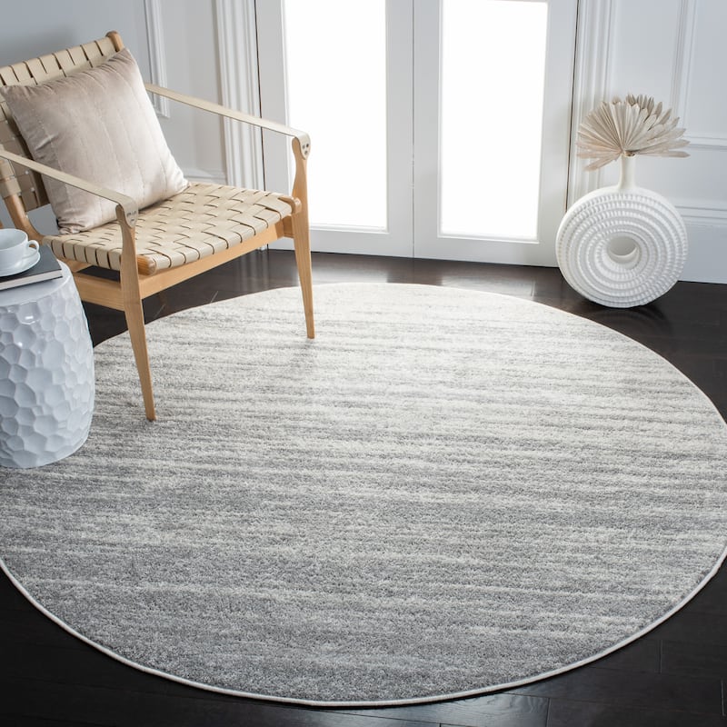 SAFAVIEH Adirondack Vera Modern Ombre Distressed Area Rug - 12' Round - Ivory/Silver