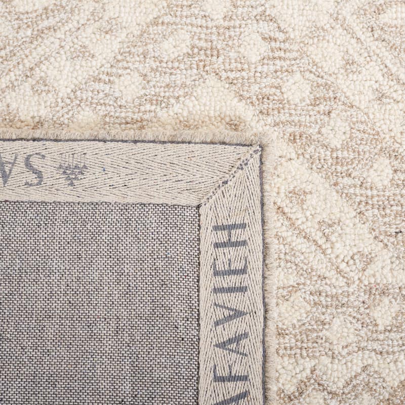 SAFAVIEH Handmade Micro-Loop Kobie Wool Rug